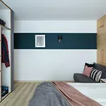 Guest house Dom Gory - Adults 11 - W Rytmie Slow - Centrum - Bezplatny Parking - Sniadania 3*