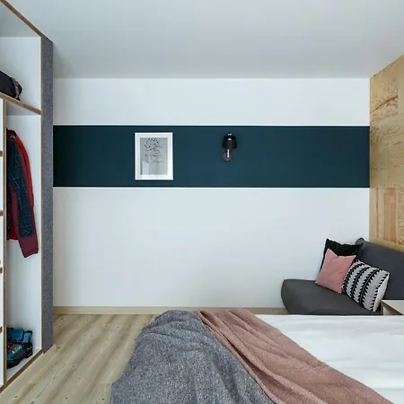 Pensionat Dom Gory - Adults 11 - W Duchu Slow - Centrum - Bezplatny Parking - Piekny Ogrod 3*