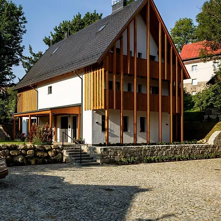 Dom Gory - Adults 11 - W Duchu Slow - Centrum - Bezplatny Parking - Sniadania 3* Karpacz